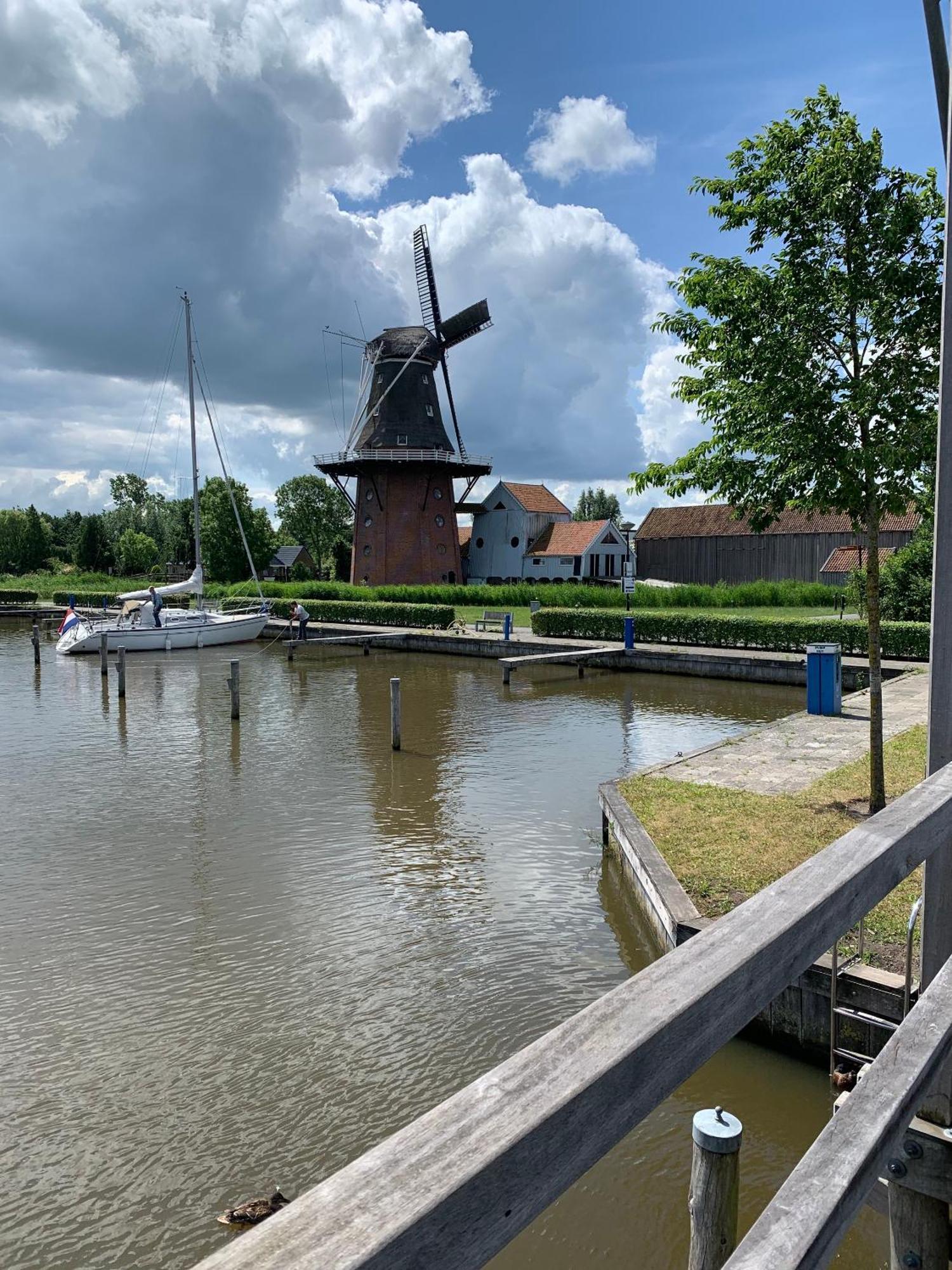 Waterdorp Burdaard Hotel Birdaard Exterior foto