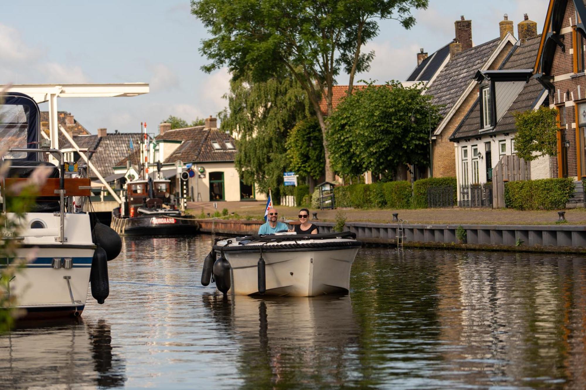Waterdorp Burdaard Hotel Birdaard Exterior foto